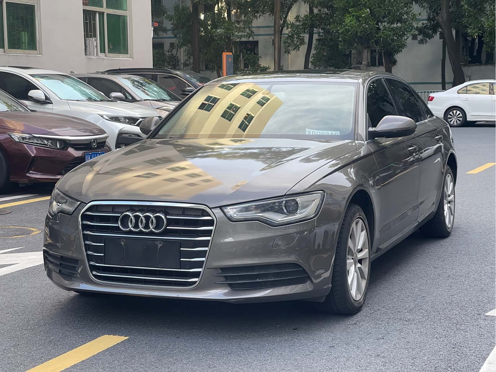 Audi A6L, 2015 1