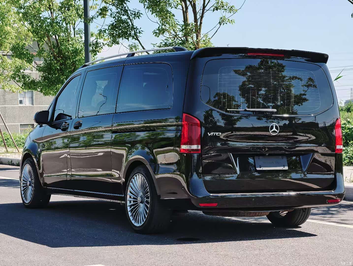 Mercedes-Benz 7, 2021 38