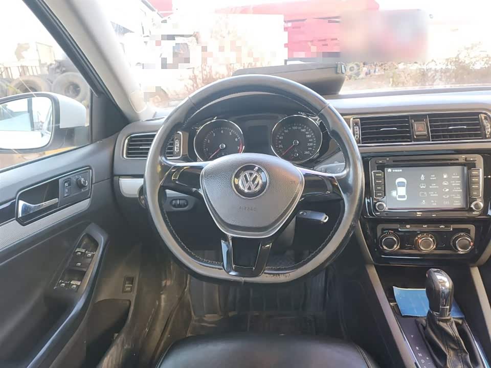 Volkswagen Sagitar