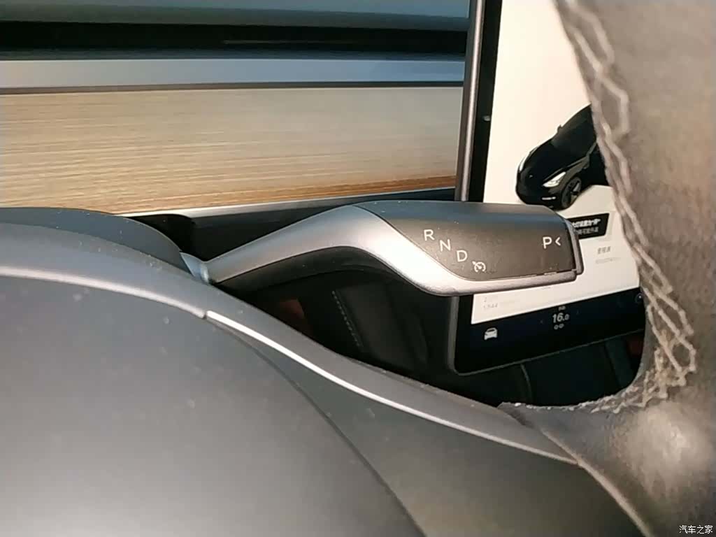 Tesla Model 3, 2022 14