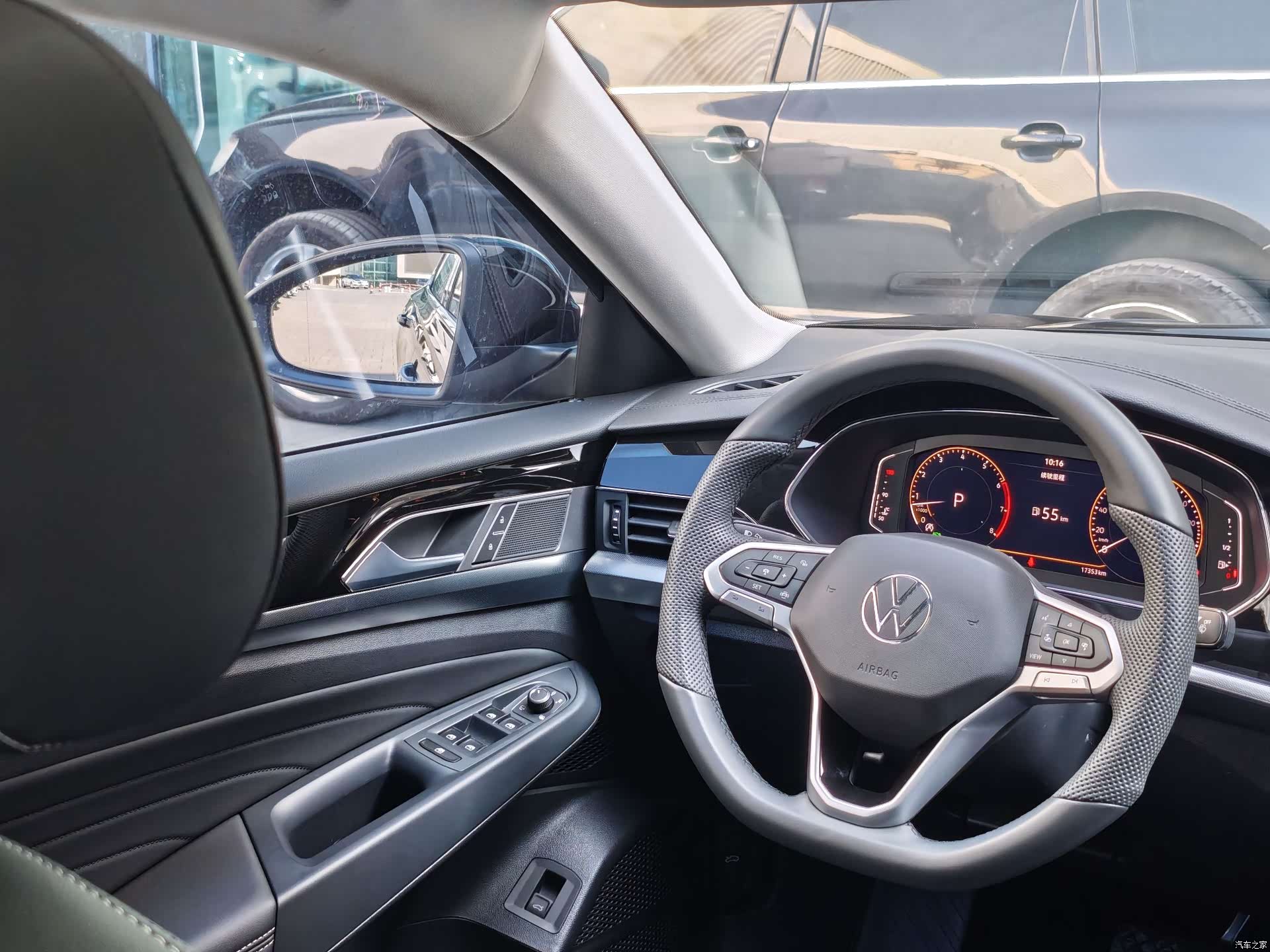Volkswagen Passat, 2024 17