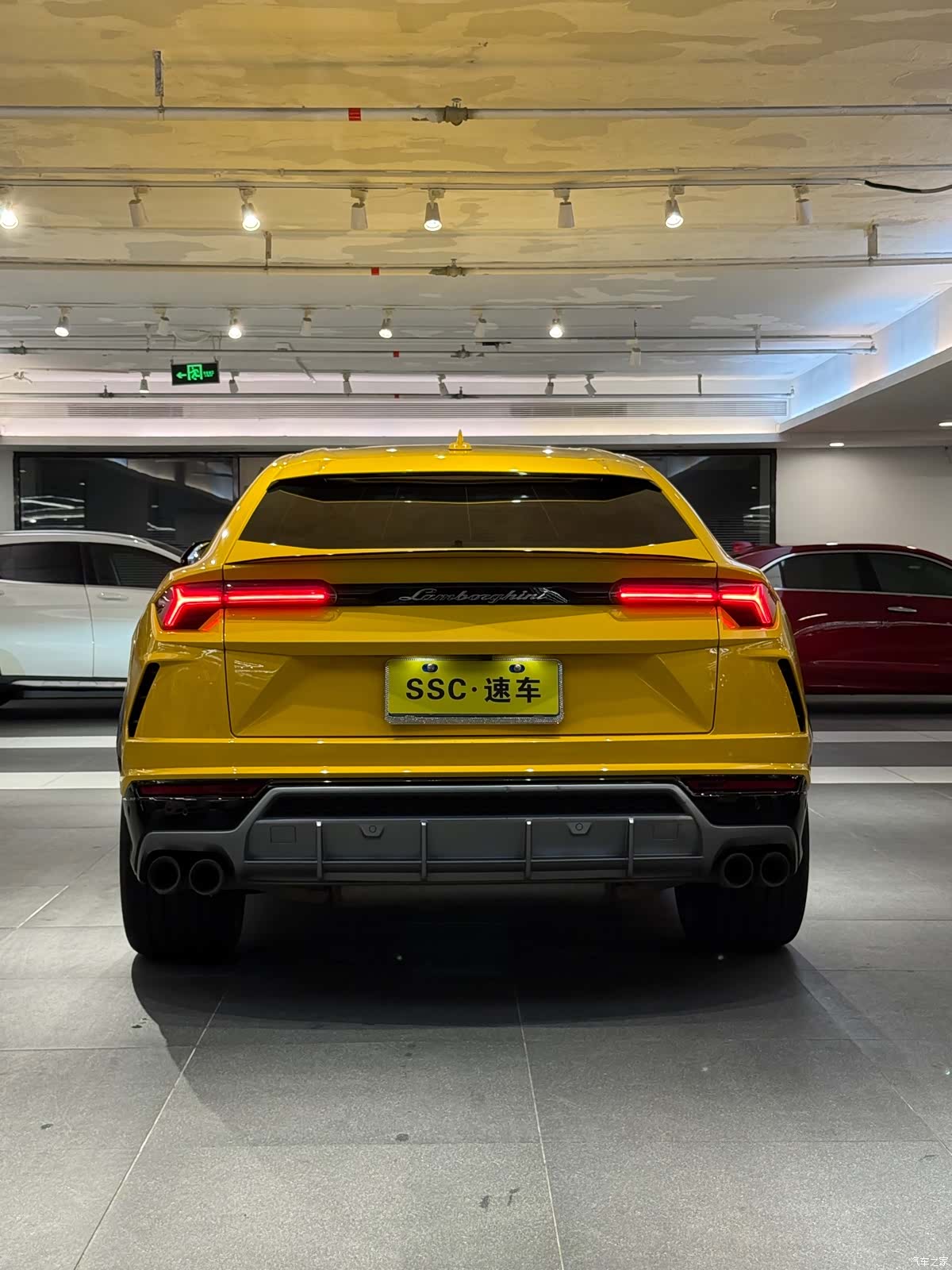 Lamborghini Urus, 2021 все фото