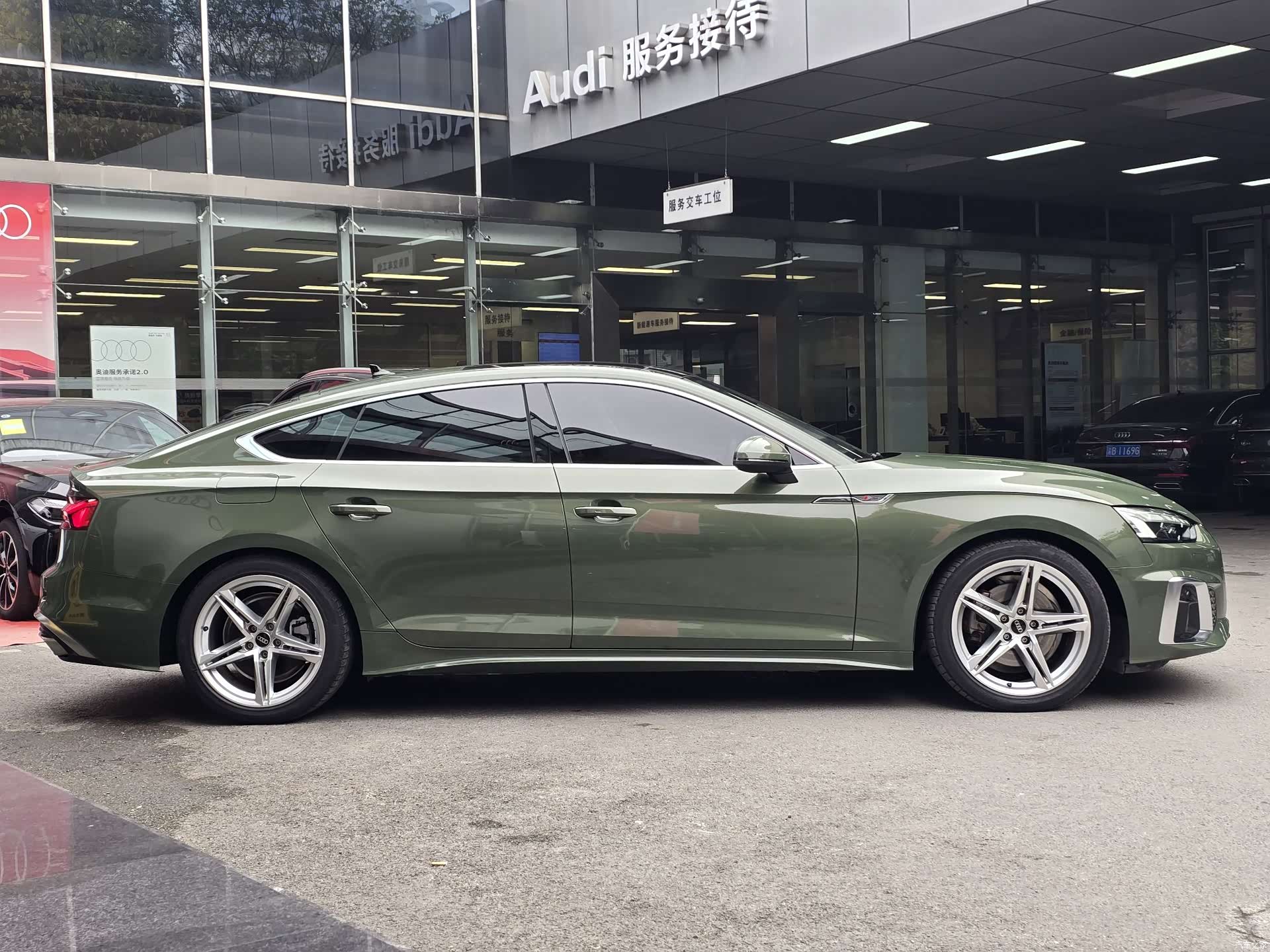 Audi A5, 2023 все фото
