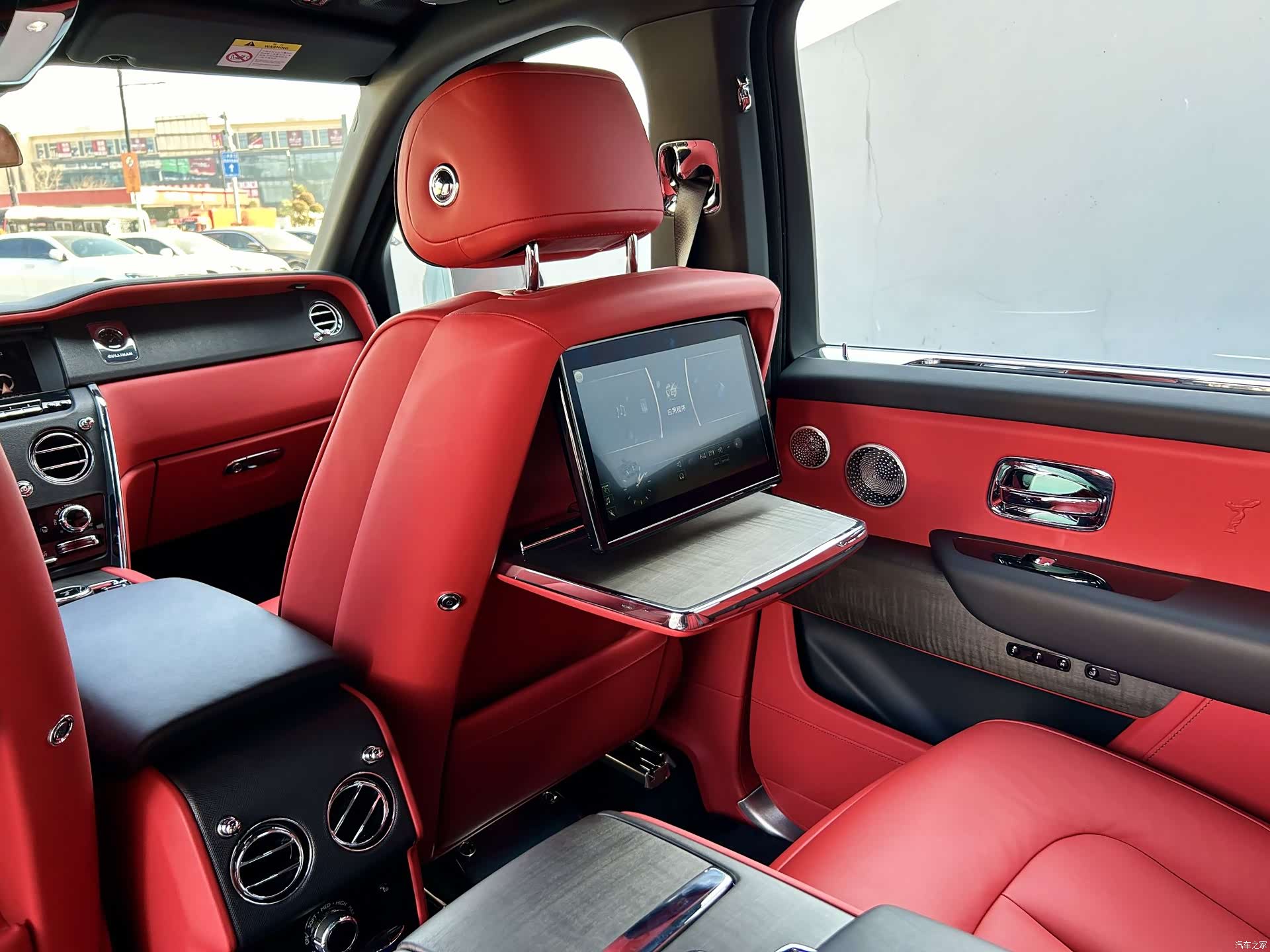 Rolls-Royce Cullinan, 2020 10