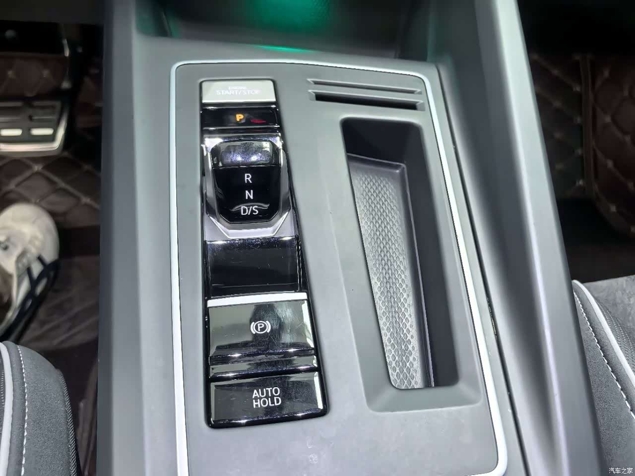 Volkswagen Golf, 2023 9