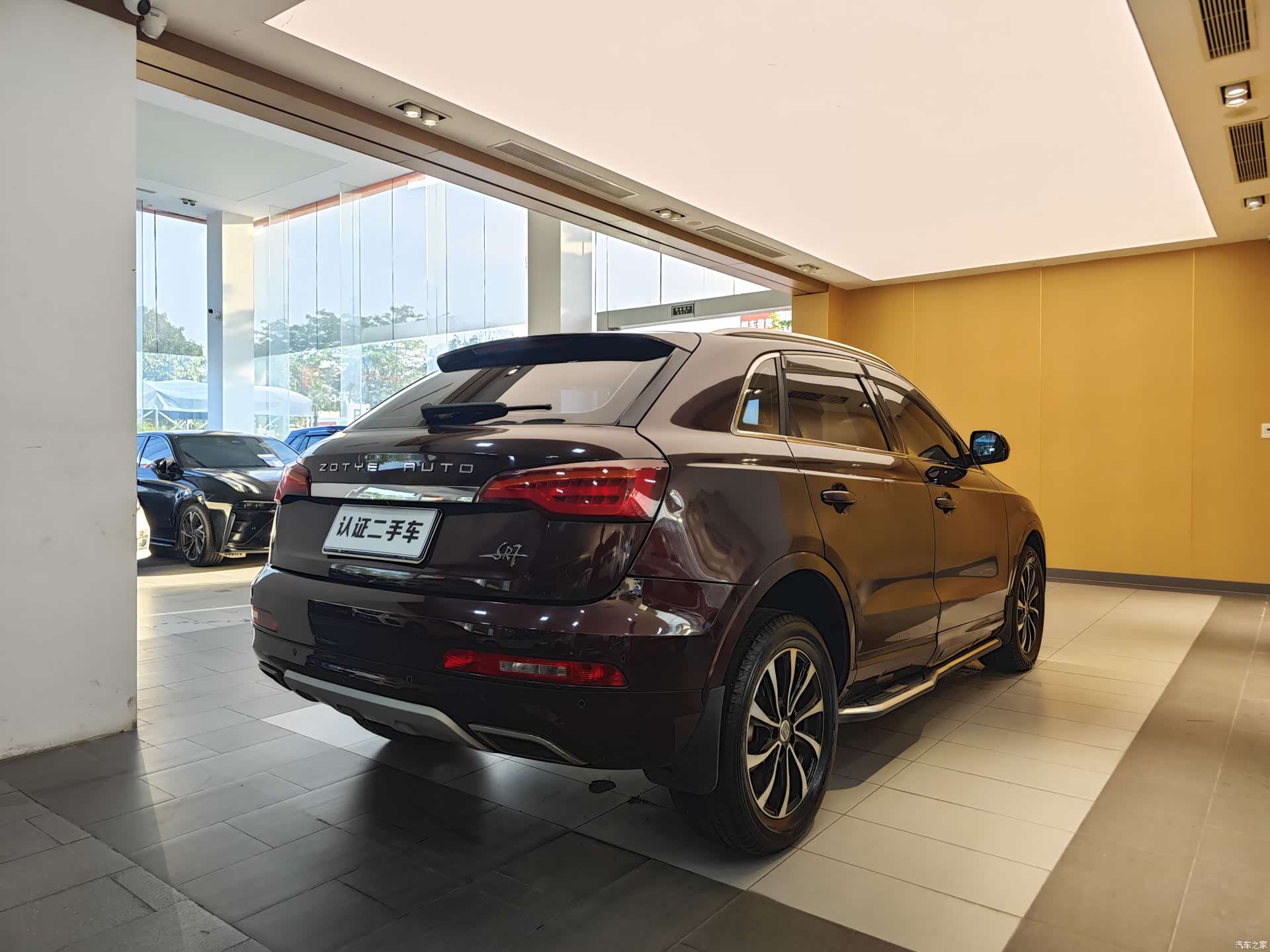 Zotye SR7, 2016 28