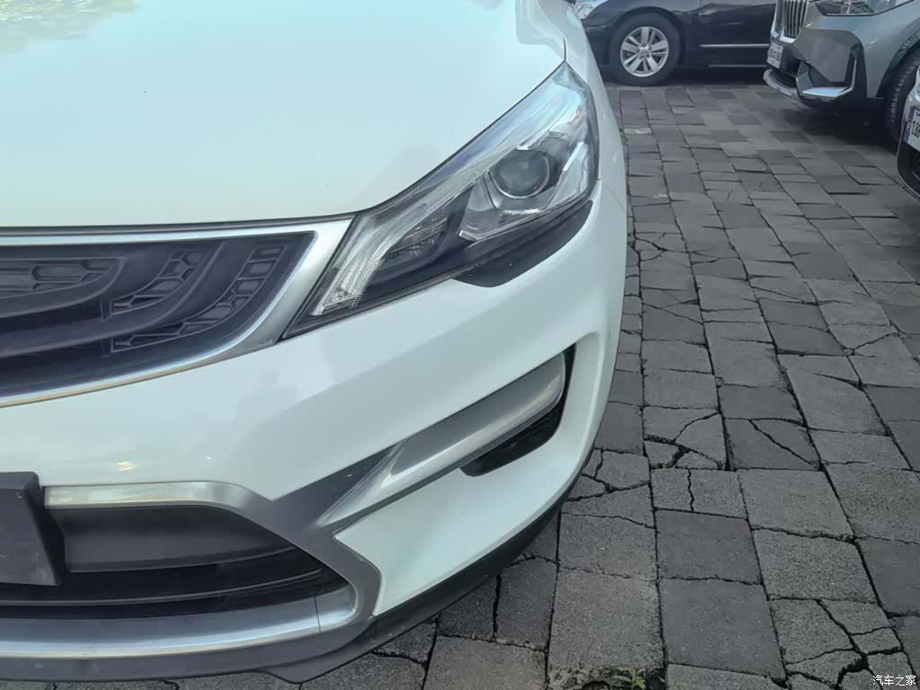 Geely Emgrand, 2018 24