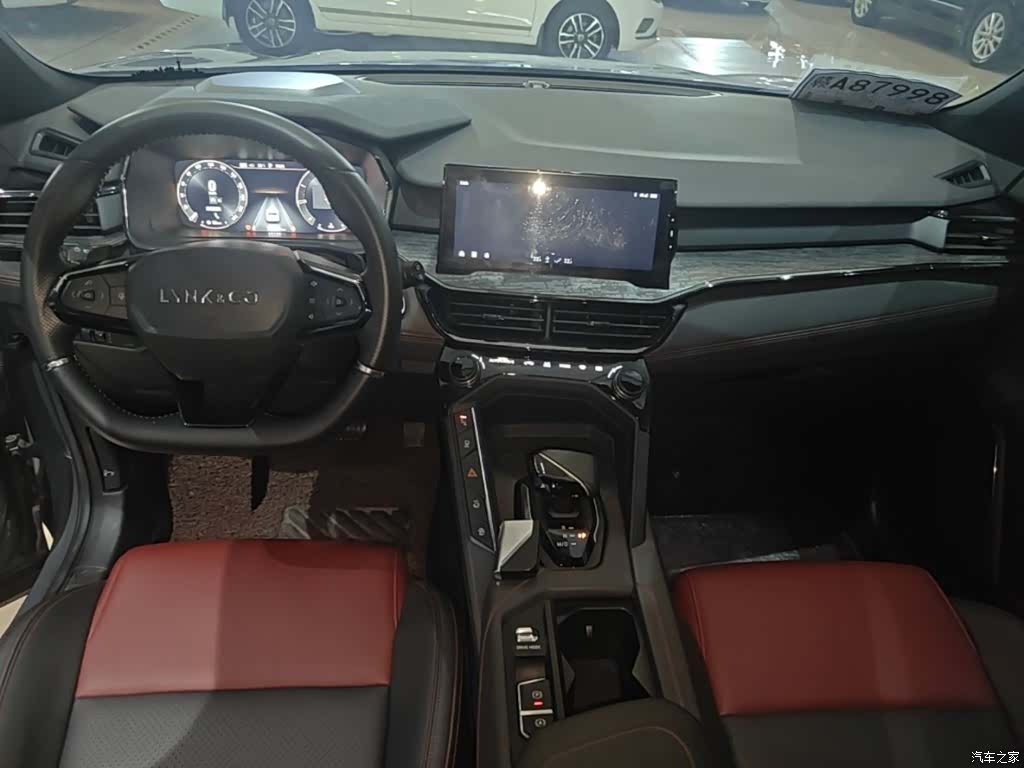 Lynk & Co 02, 2021 10