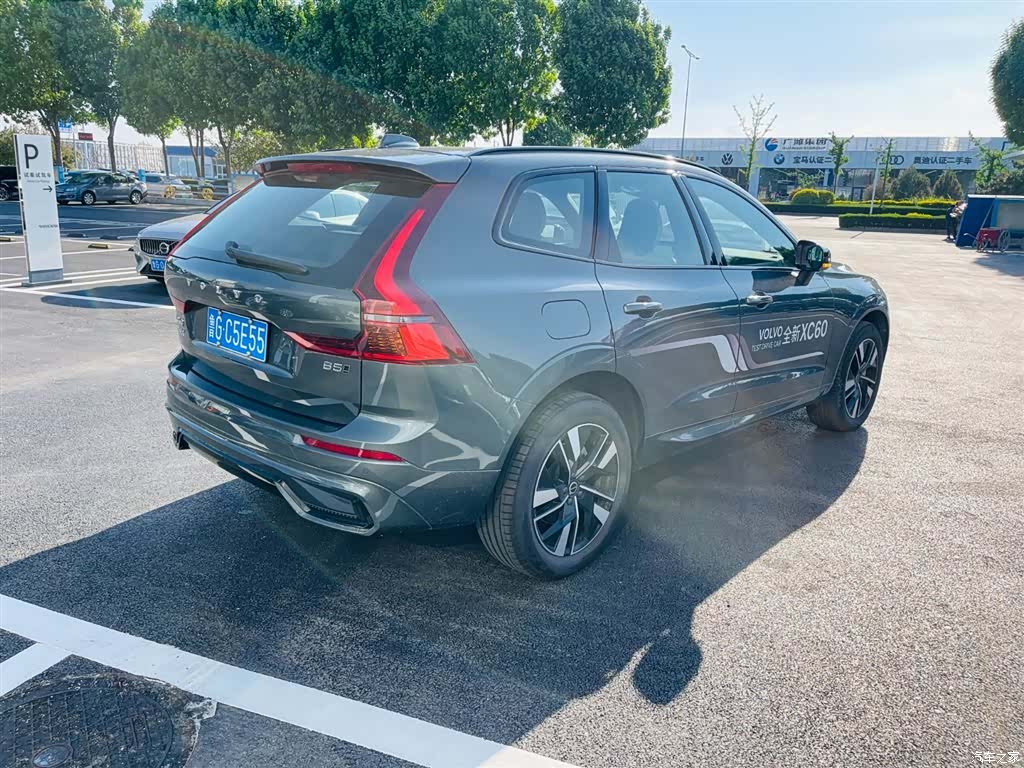 Volvo XC60, 2025 6