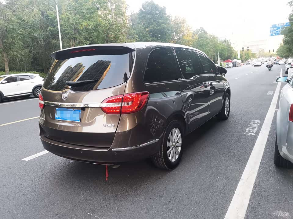 Buick GL8