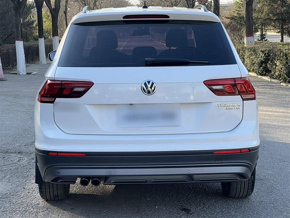 Volkswagen Tiguan L