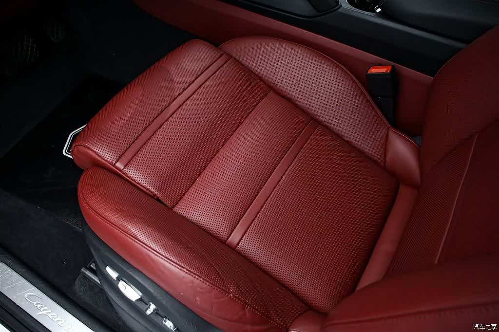 Porsche Cayenne, 2020 13