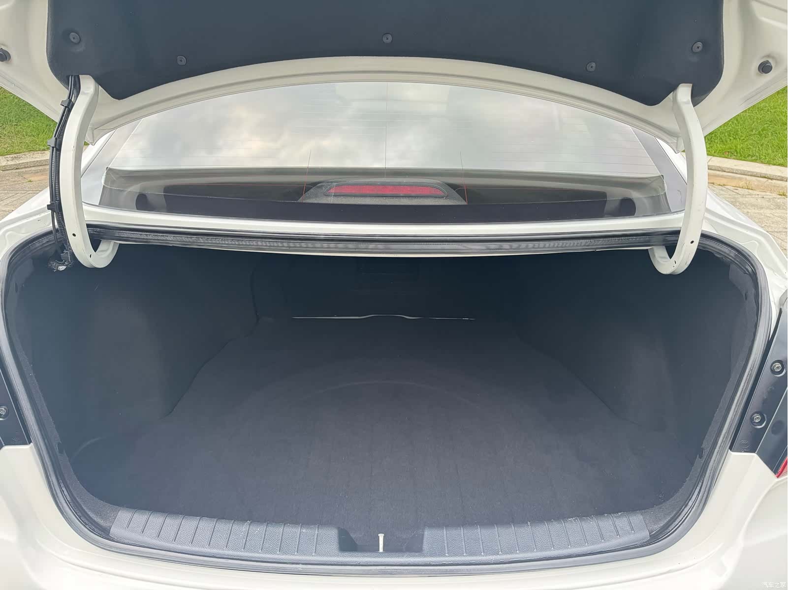 Hyundai GLS, 2017 14