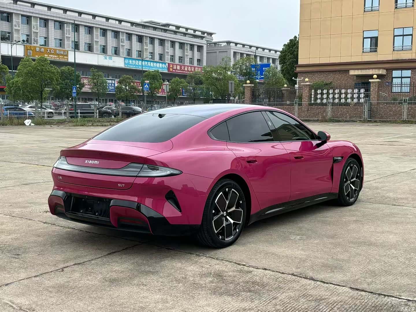 Xiaomi SU7, 2025 4