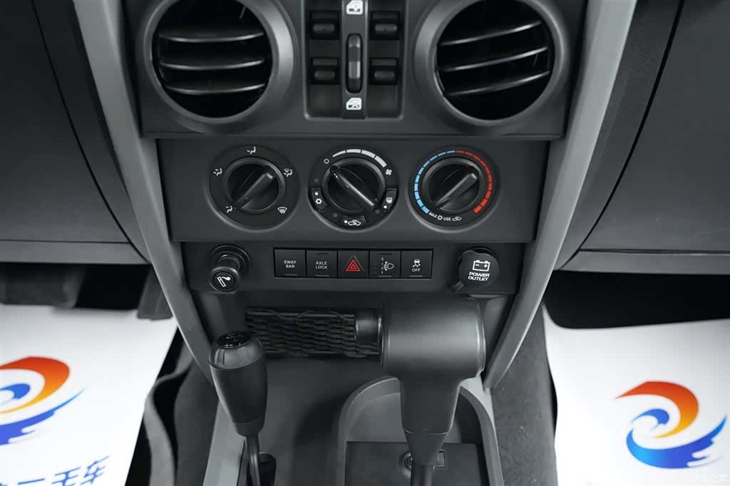 Jeep Wrangler, 2010 20