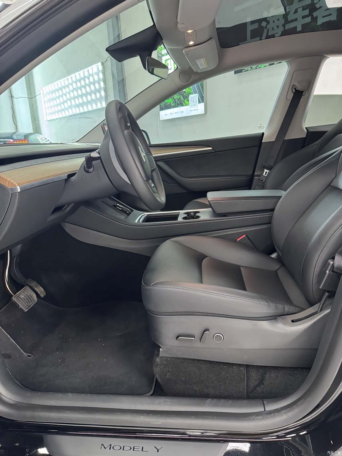 Tesla Model Y, 2022 12