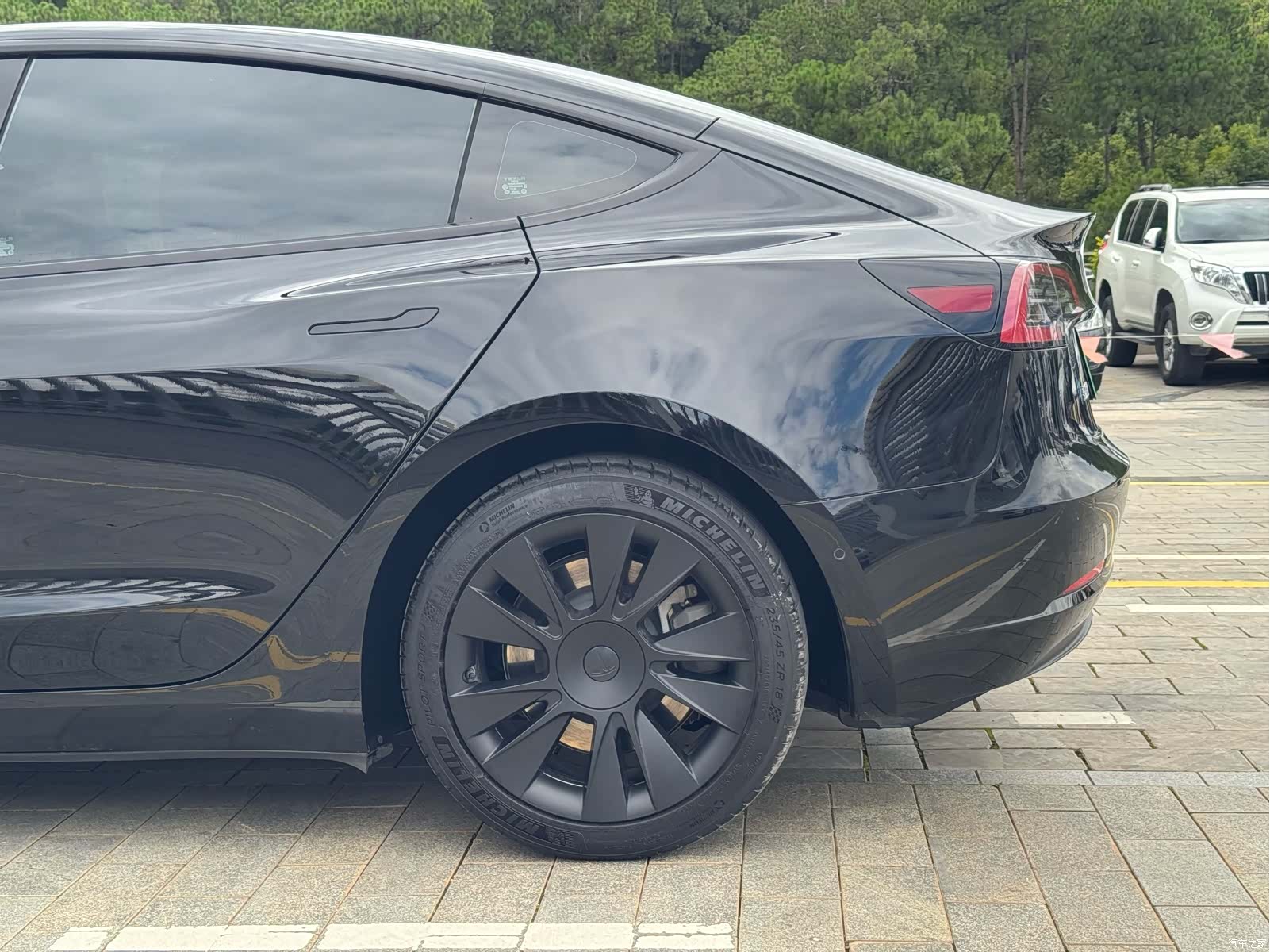 Tesla Model 3, 2023 11