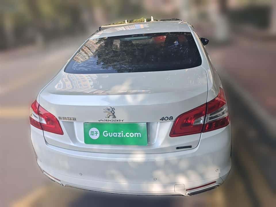 Peugeot 408