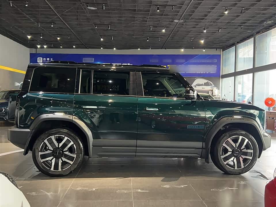 iCar 03
