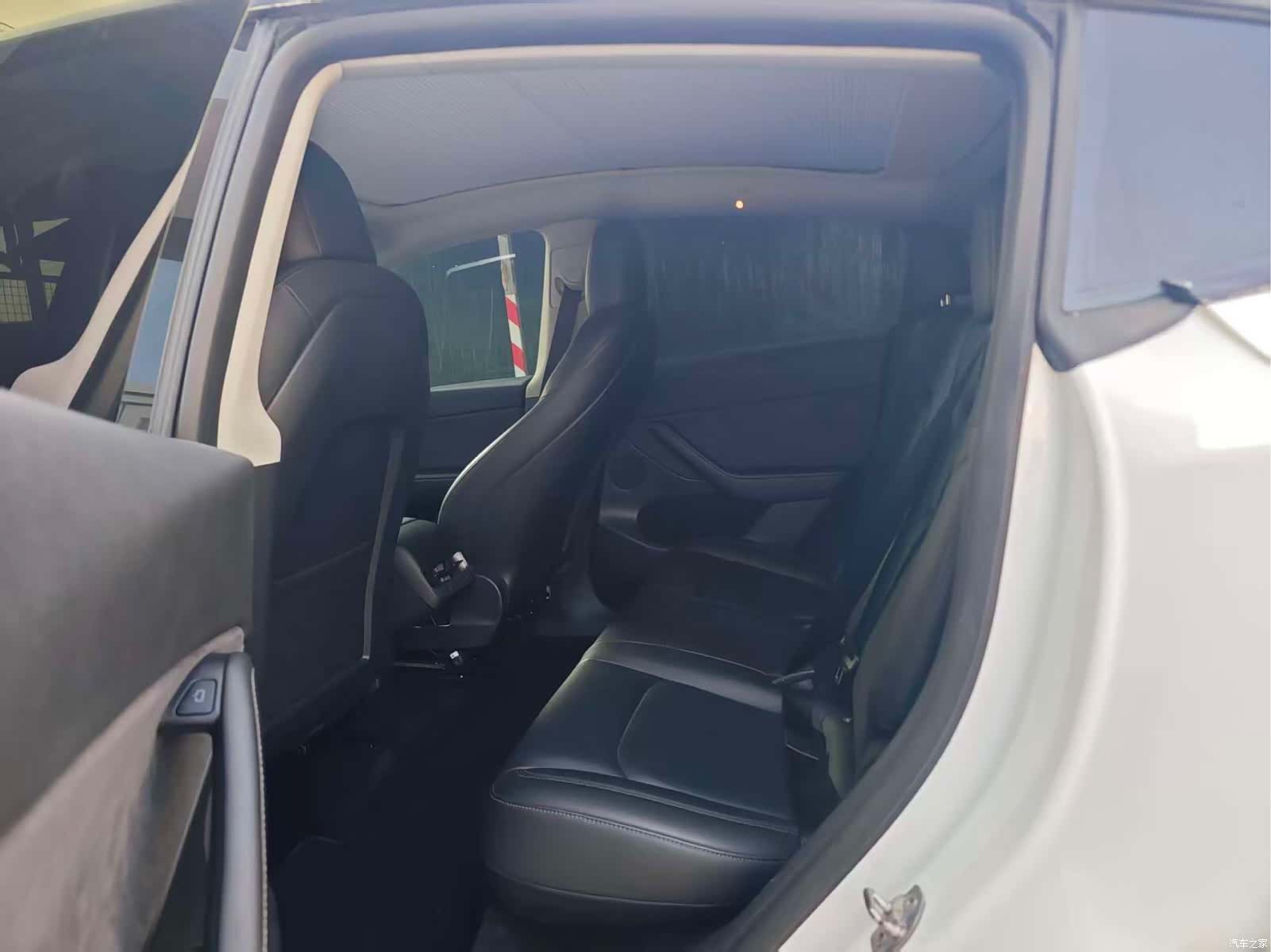 Tesla Model Y, 2021 8