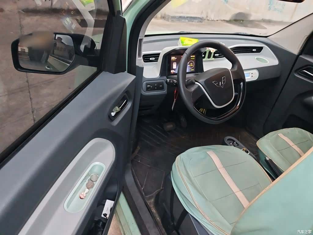 Wuling MINIEV, 2022 13