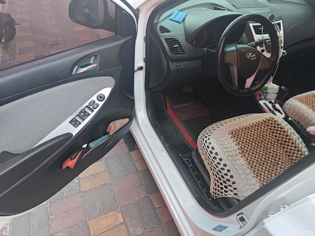 Hyundai GLX, 2015 14