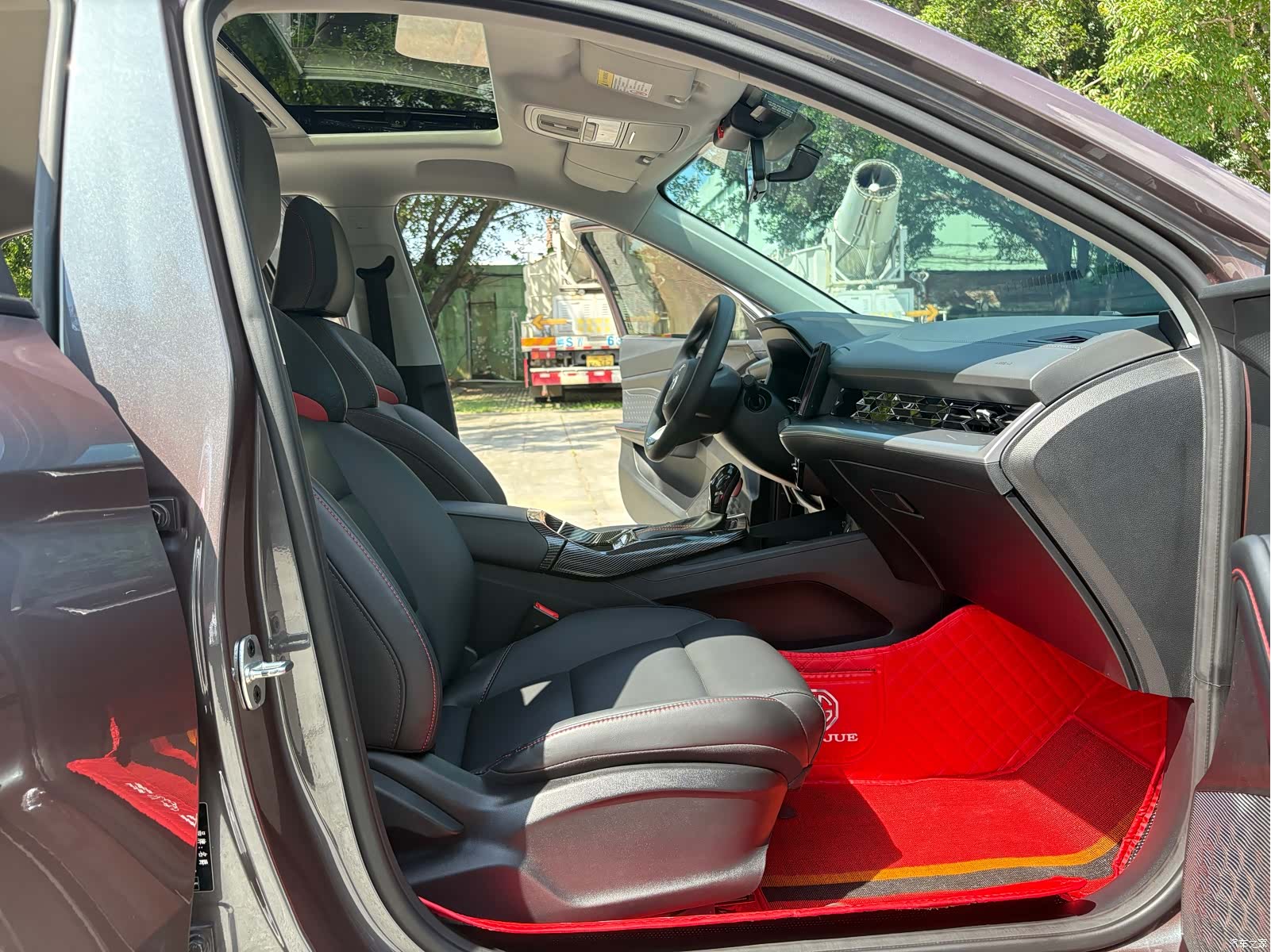 MG MG5, 2023 10