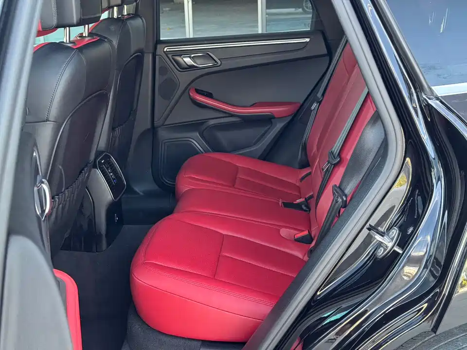 Porsche Macan Porsche Macan