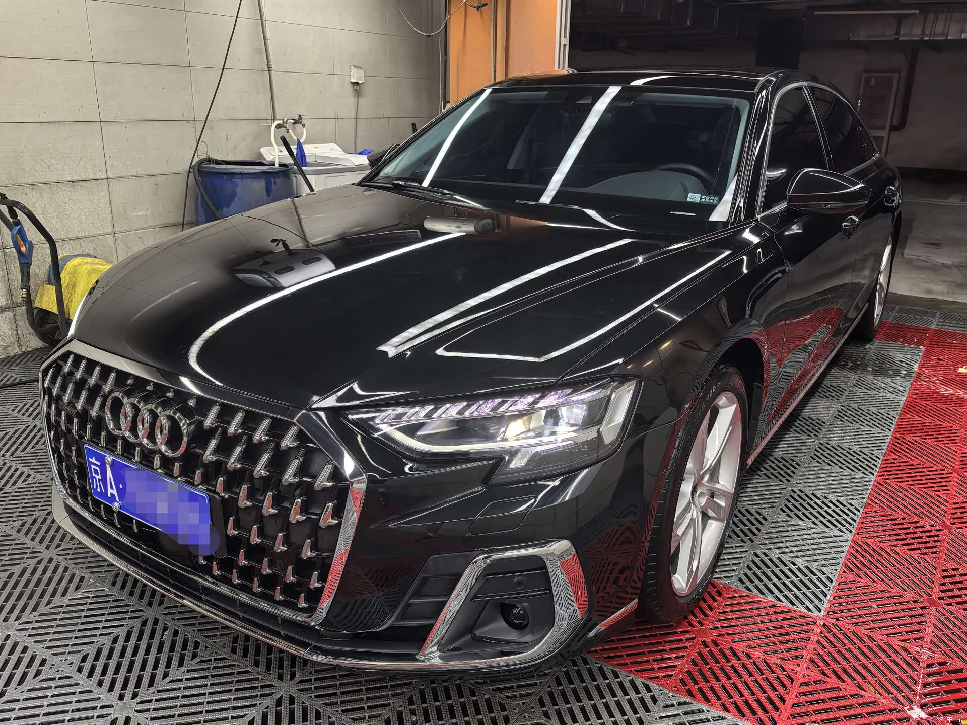 Audi A8L, 2023 1