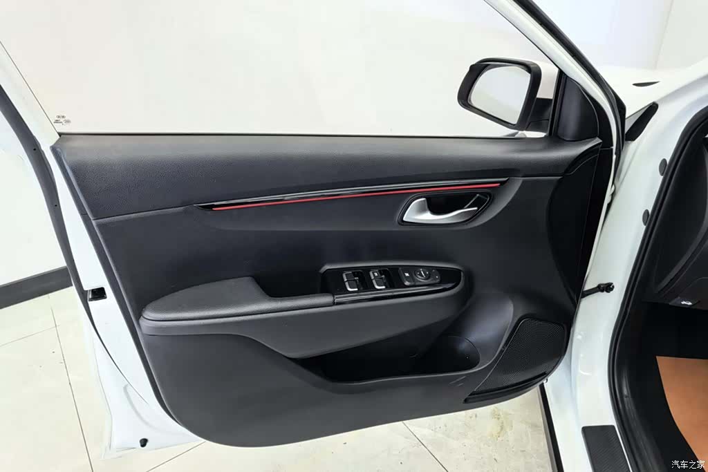 Kia KX, 2020 7