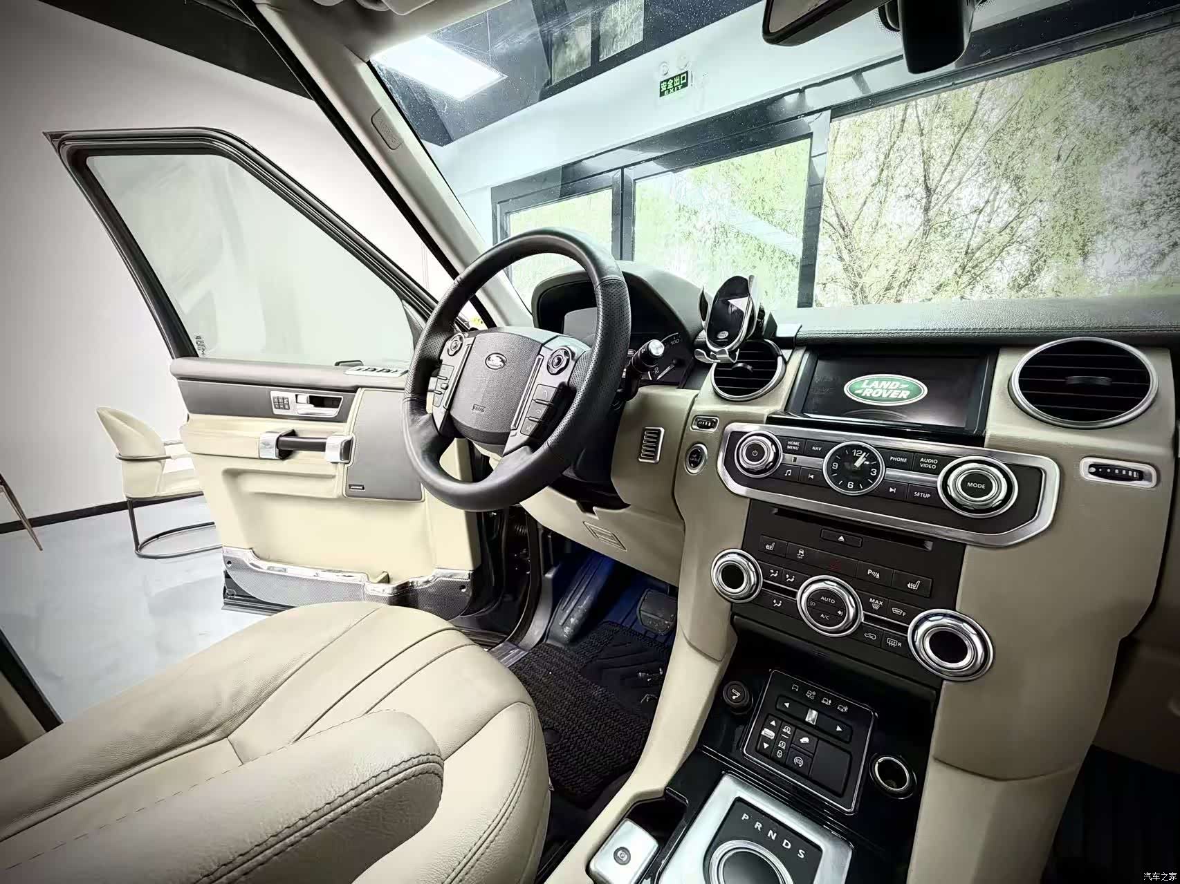 Land Rover Discovery, 2016 6