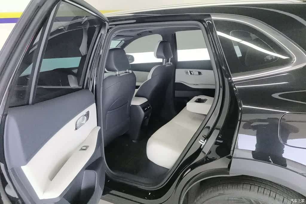 Geely 7, 2025 11