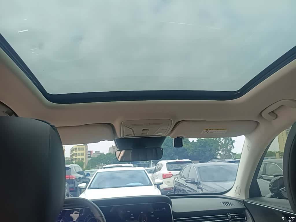 Hongqi HS5, 2023 18
