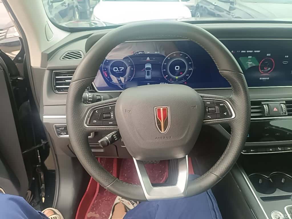 Hongqi HS5, 2023 11