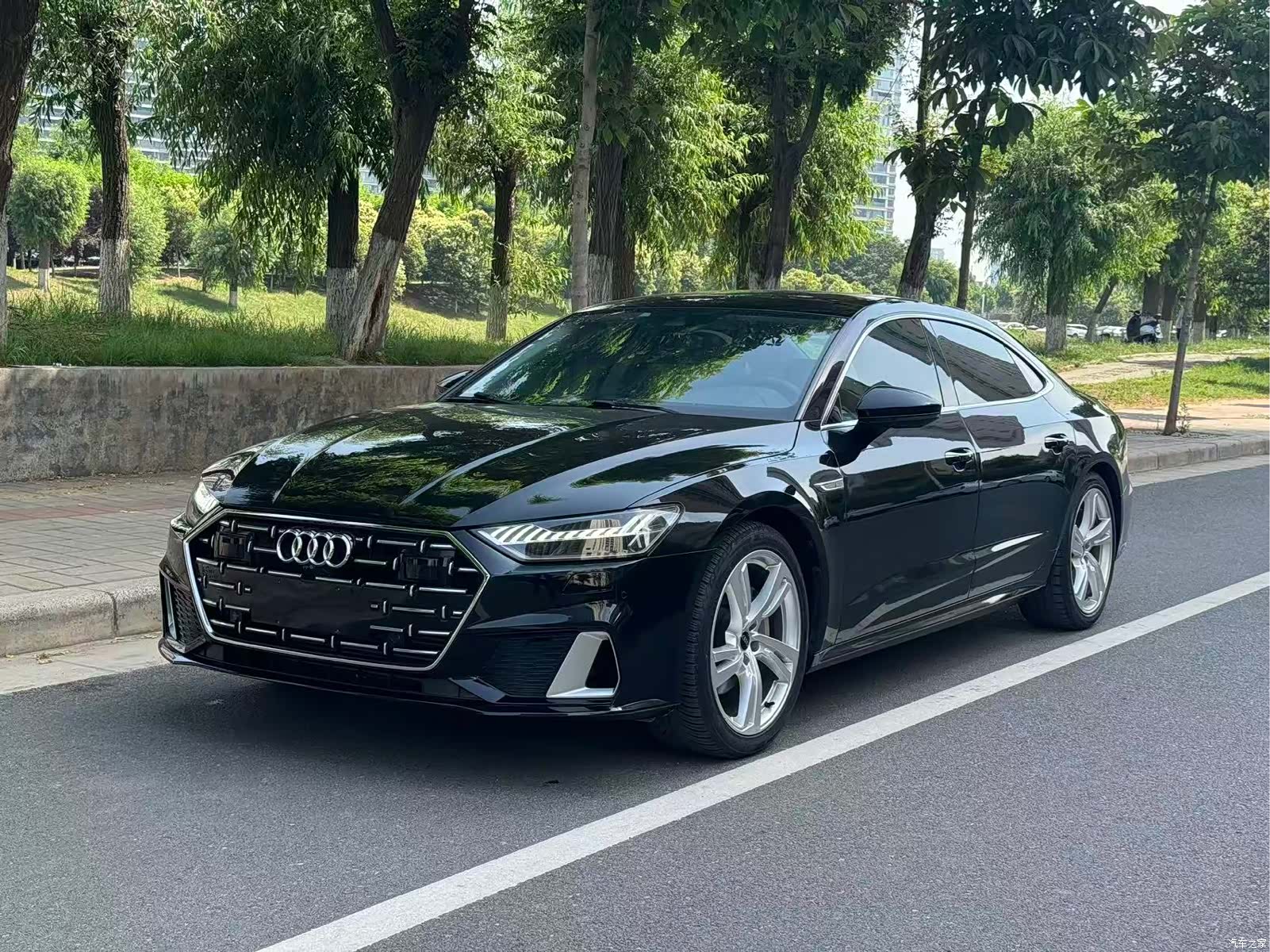 Audi A7L, 2023 2