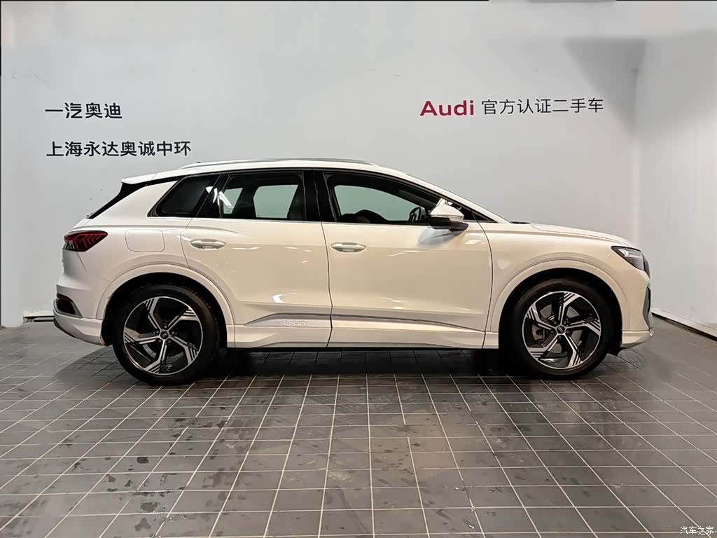 Audi Q4 e-tron, 2024 4