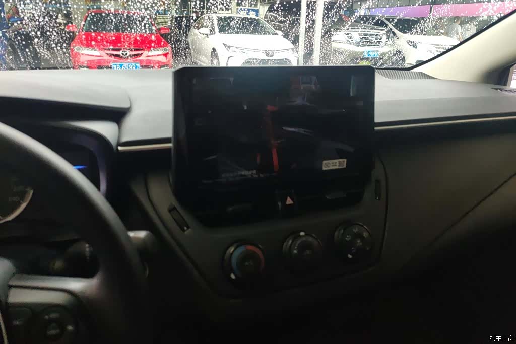 Toyota Corolla, 2025 13