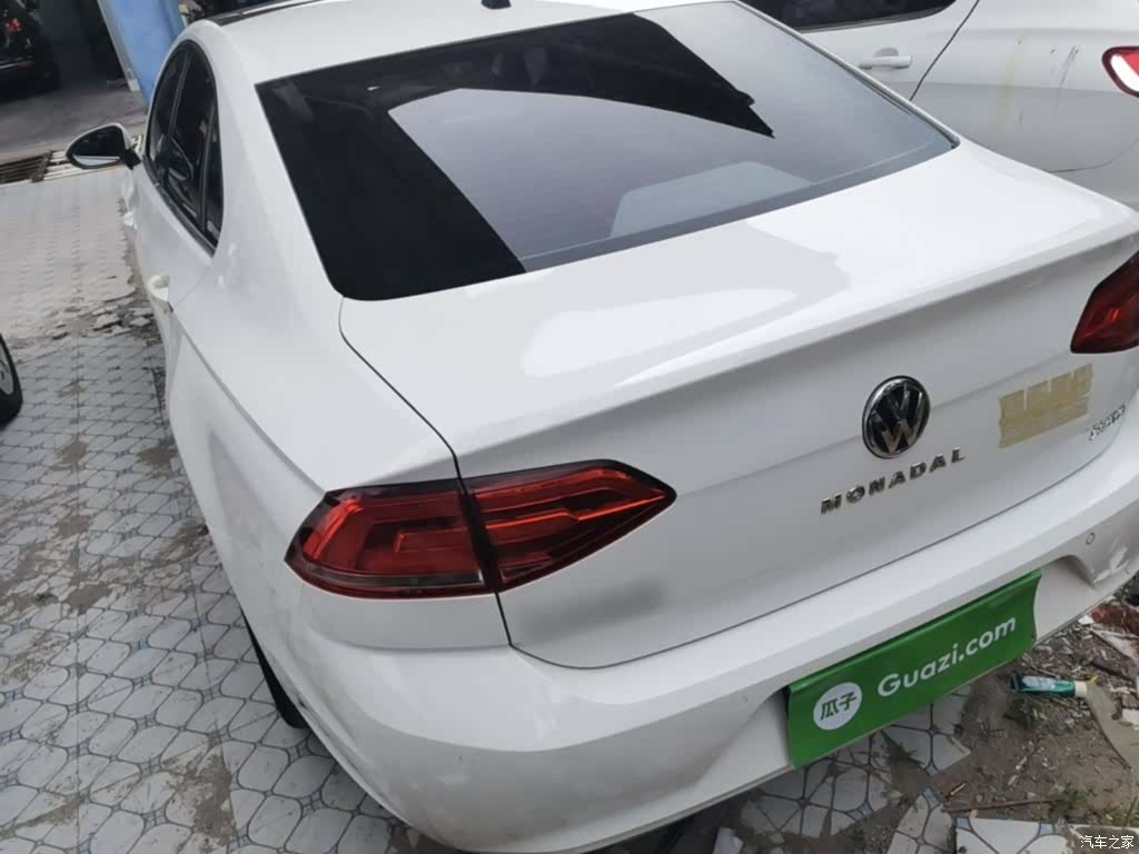 Volkswagen Lamando, 2017 все фото