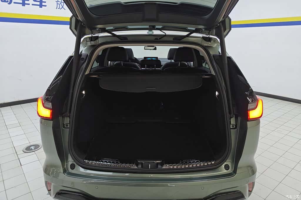 Honda Breeze, 2023 4