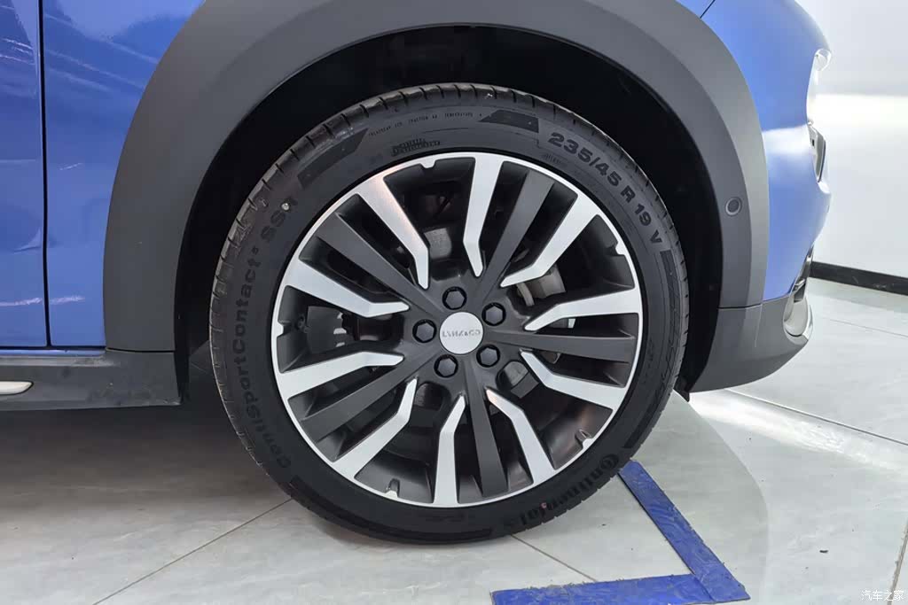 Lynk & Co 01, 2020 6