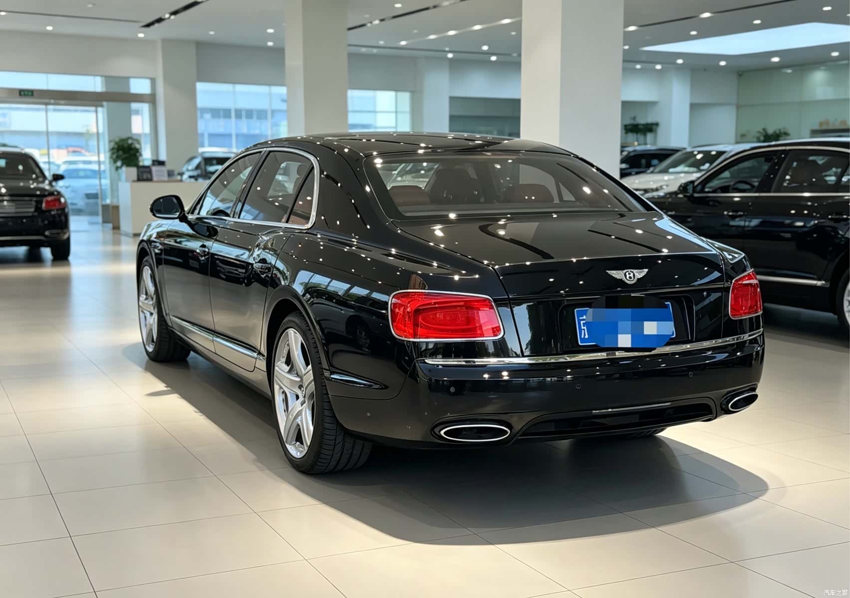 Bentley Flying Spur, 2013 6