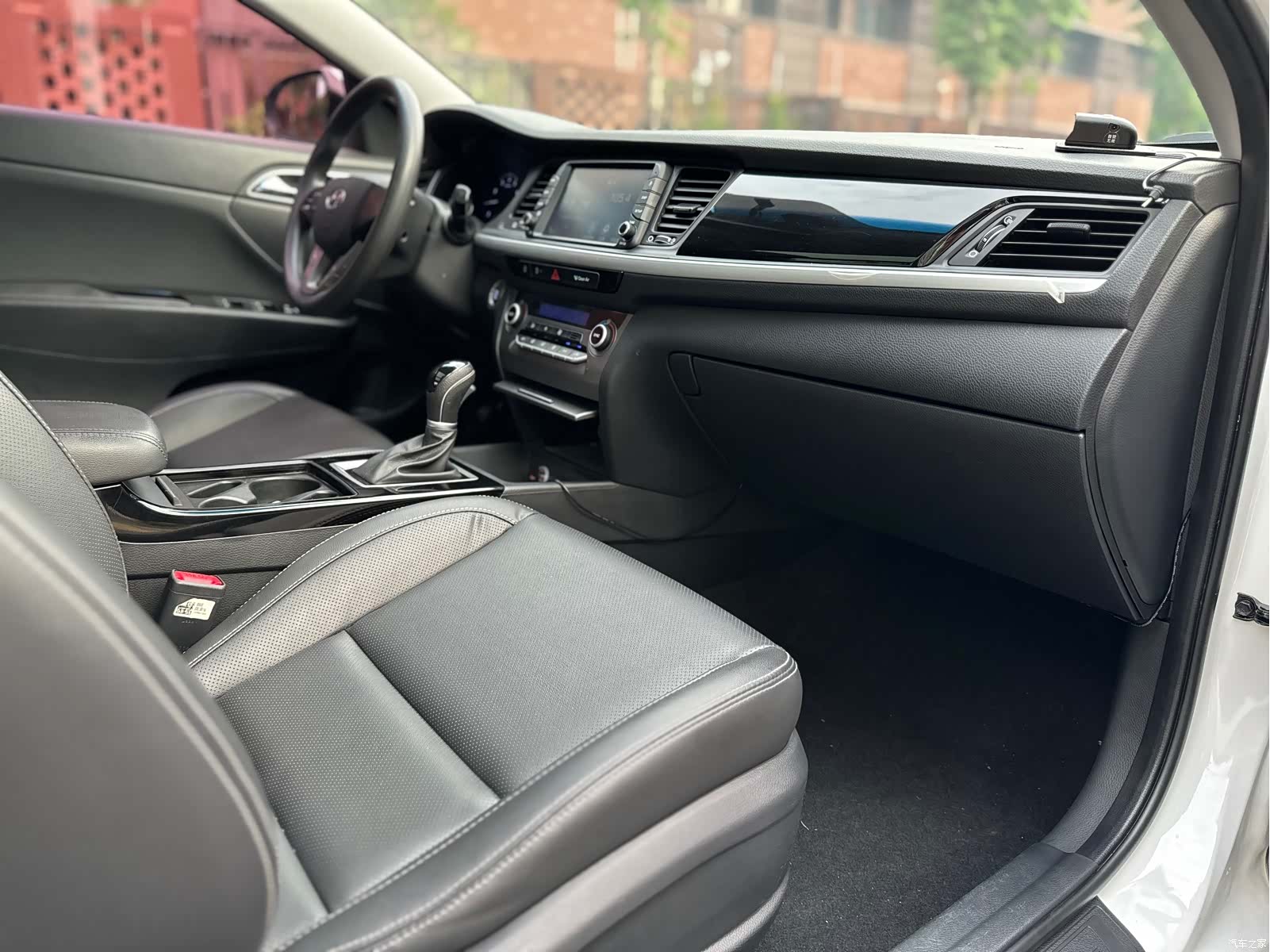 Hyundai GLS, 2017 11