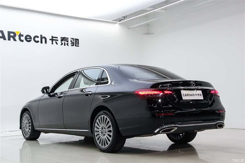 Mercedes-Benz E-Class, 2023 6