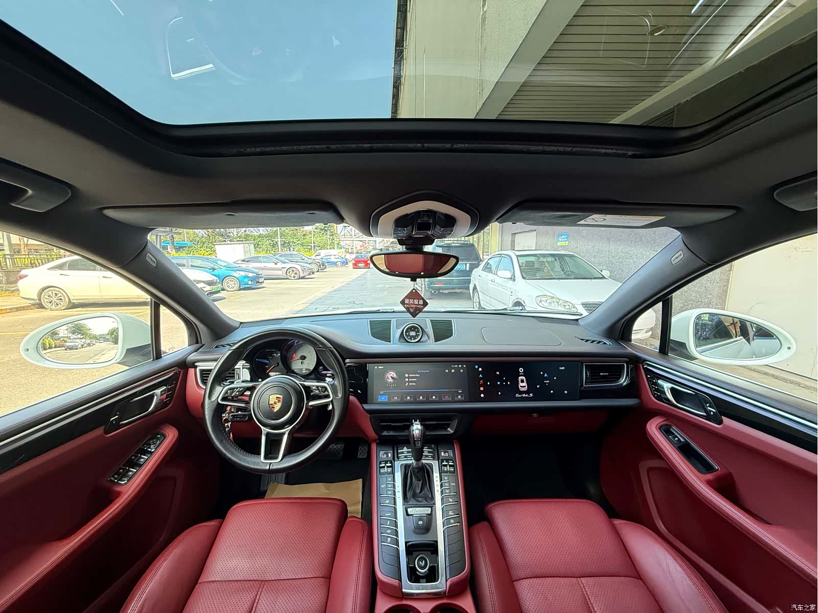 Porsche Macan, 2015 13