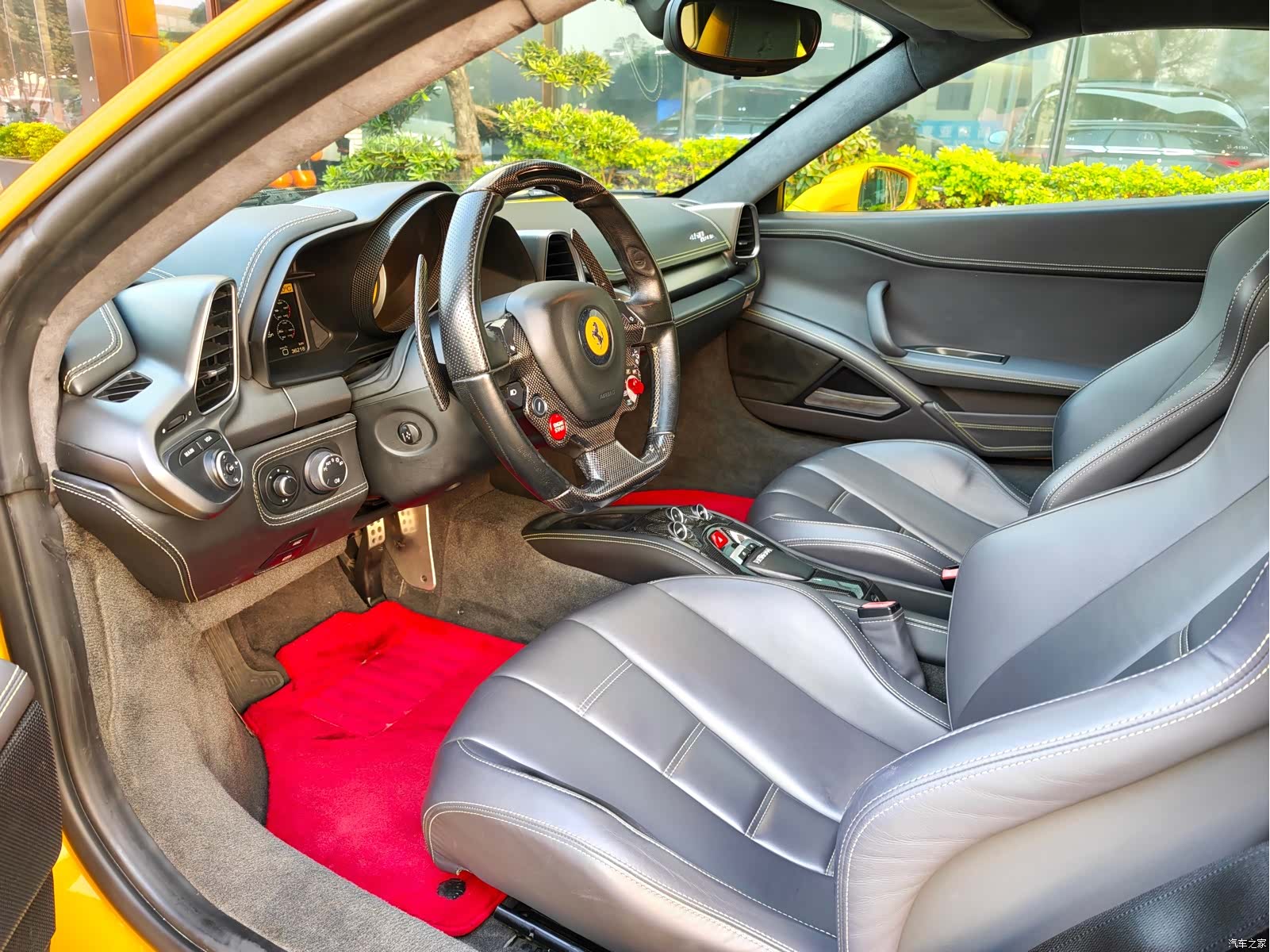 Ferrari 458, 2010 2