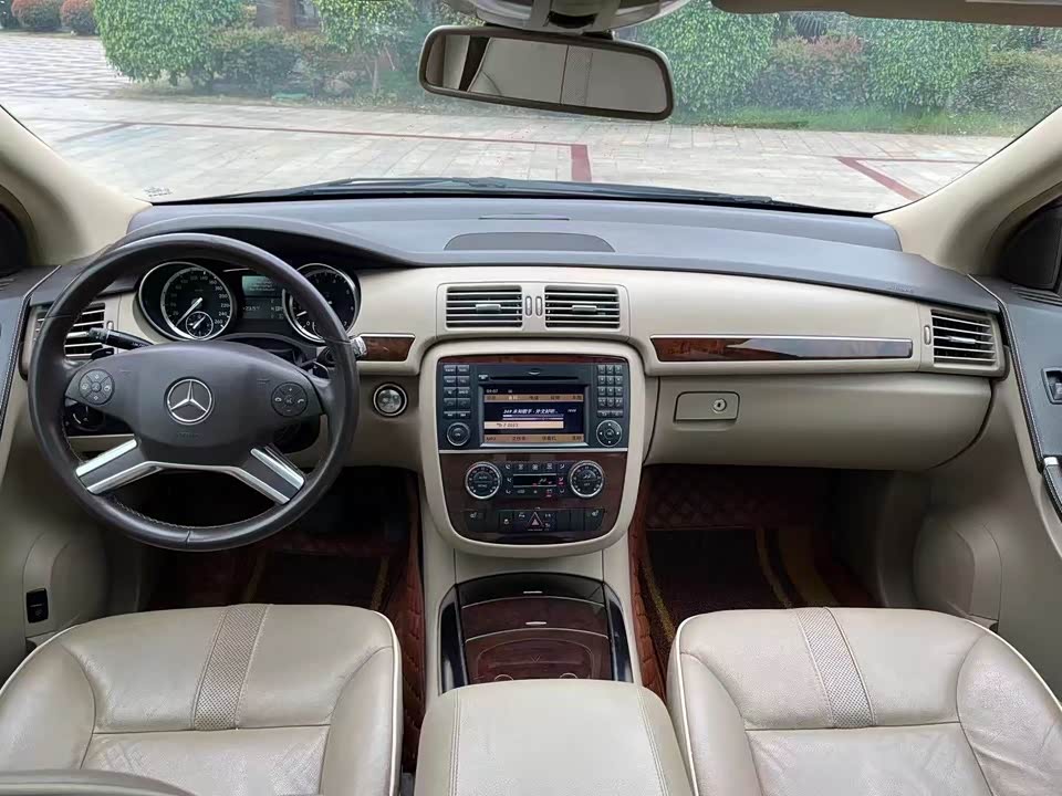 Mercedes-Benz R-class