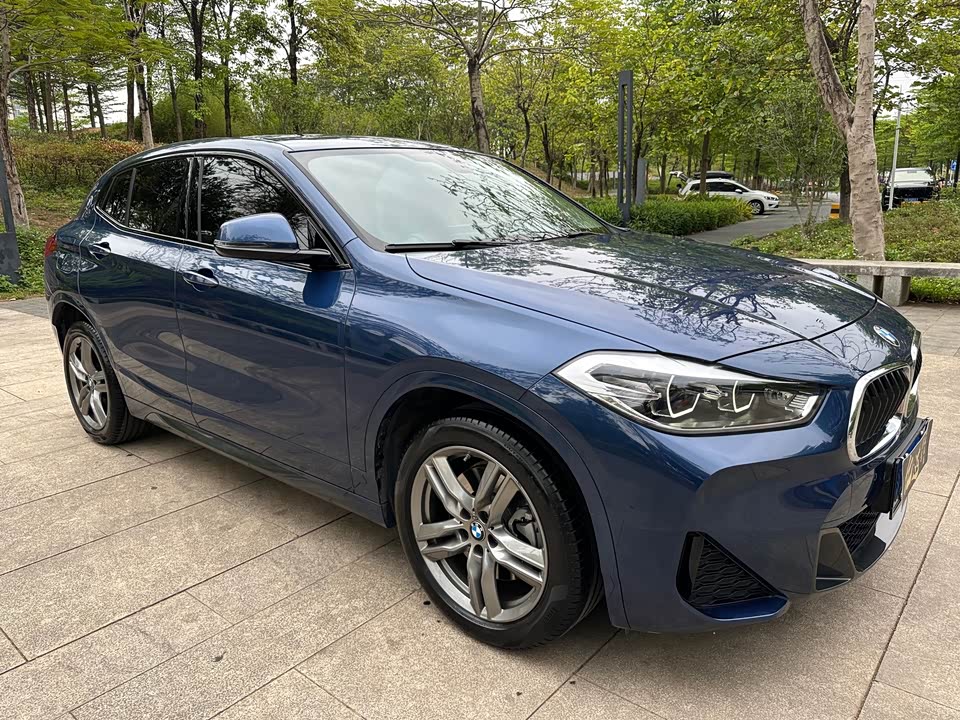 BMW X2