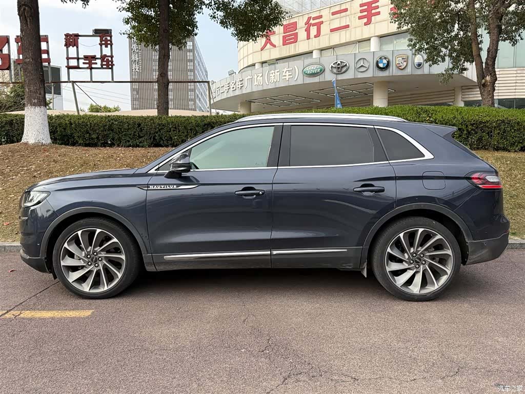 Lincoln Nautilus, 2022 3