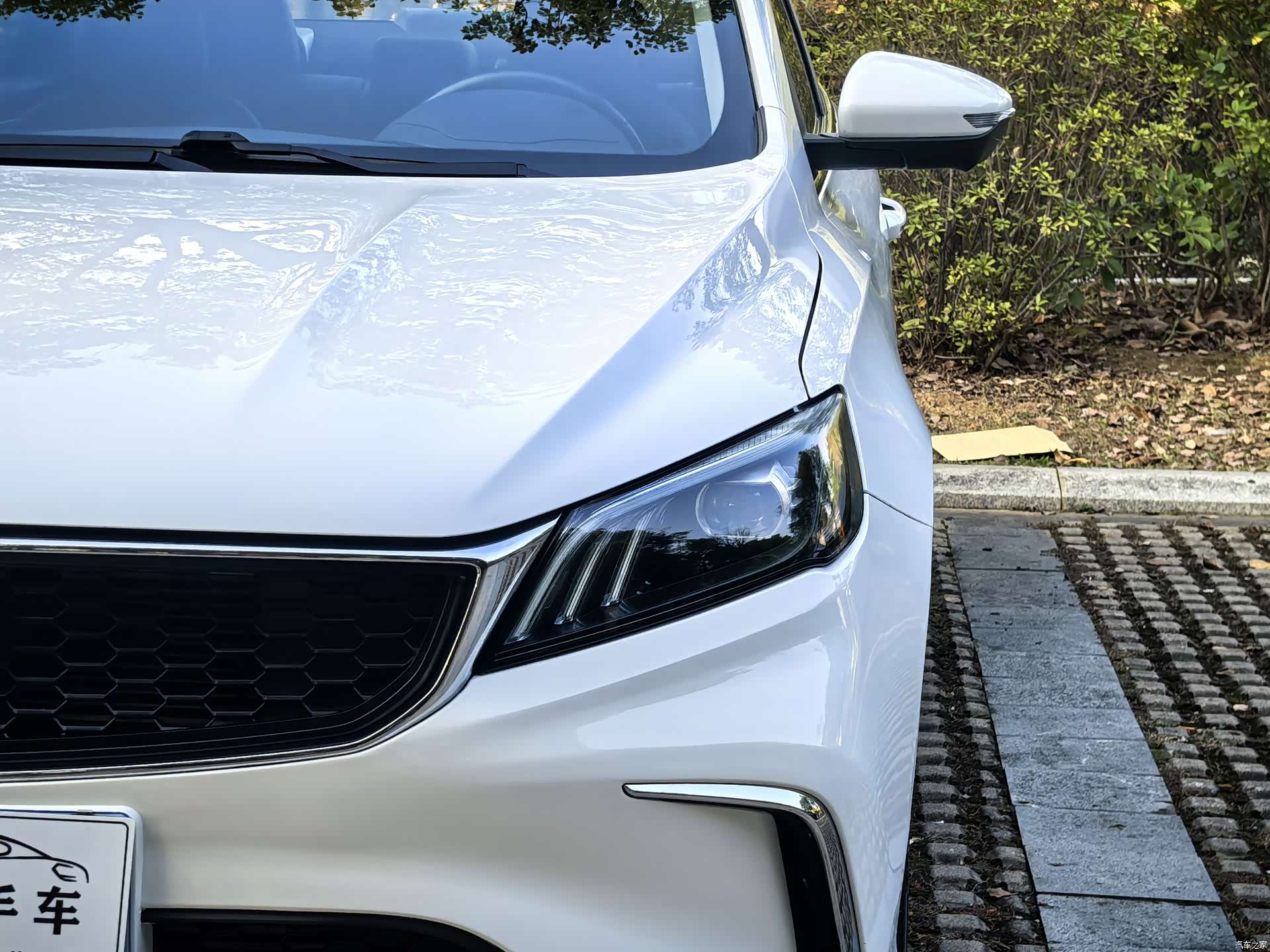 Geely Binray, 2022 4