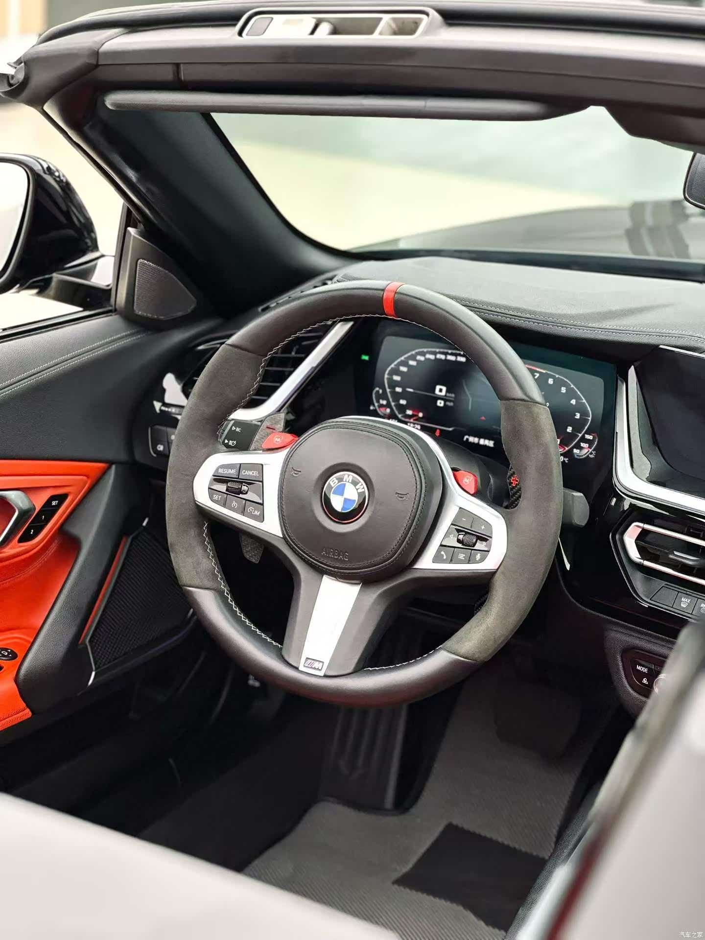 BMW Z4, 2022 все фото